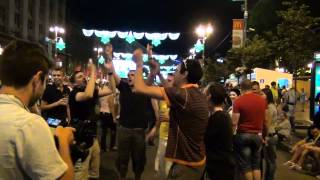 English & French football fans sings EURO2012.Part 1