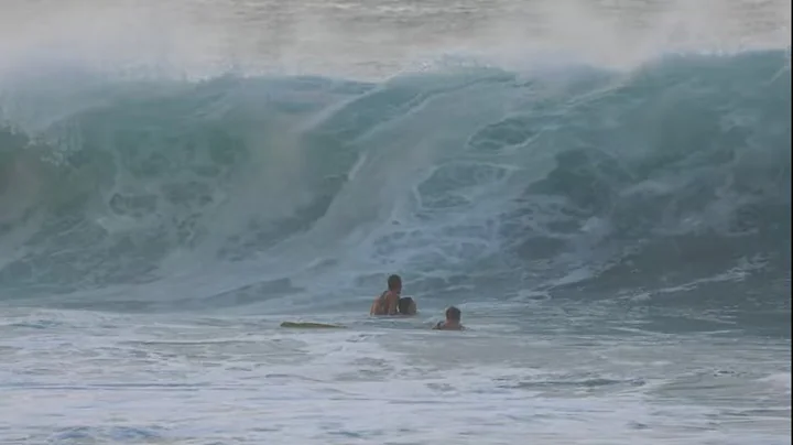 SURFER GETS RESCUED AFTER LOSING SHORTS, HECTIC SWIM TO SHORE AFTER BREAKING BOARD!