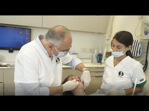 וִידֵאוֹ: באילו מראות רופאי שיניים משתמשים?