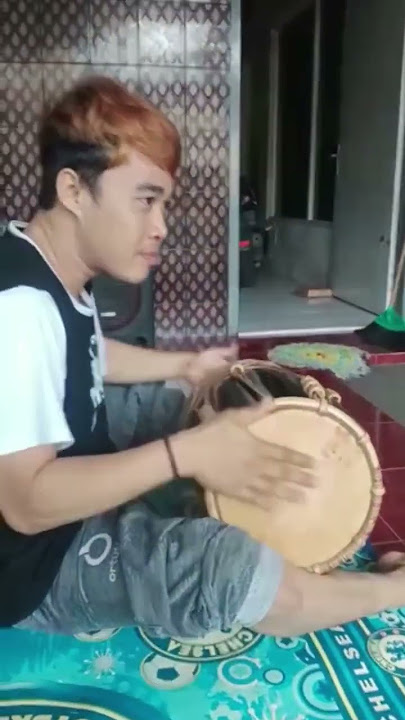 Skill kendang gandrung 'Sunan kendang'
