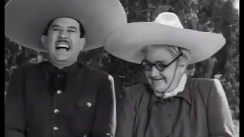 Dicen Que Soy Mujeriego - Sara Garcia y Pedro Infa...