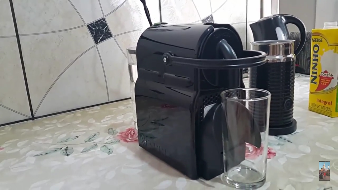 Cafeteira Elétrica Inissia Preta 127v Nespresso Cafeteira Expresso 19 Bar Nespresso Inissia C Espumador Batedor De Leite Youtube