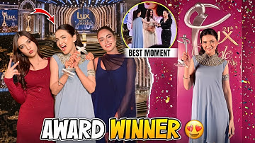 Finally we won the award 😍🏆| Mama emotional ho gai😭 | Family reaction❤️ | Hira Faisal | Sistrology 