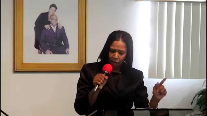 The Kingdom Presents - First Lady Ericka R. Simmon...