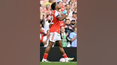 Jurrien Timber On Praying Before The Game