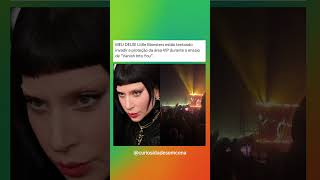 Fãs de Lady Gaga tentam derrubar grade de proteção #video #ladygaga #noticias #copacabana #viral