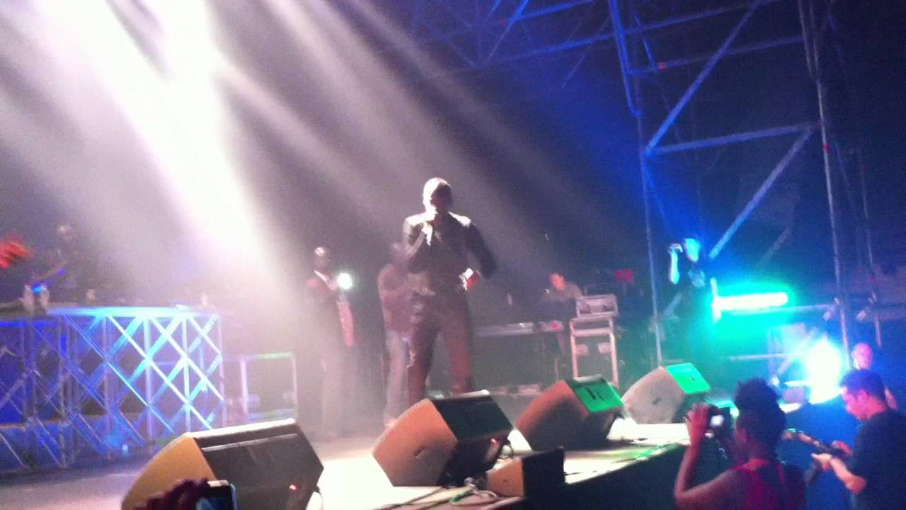 Bounty killer live  atlantico roma look into my eye  another level