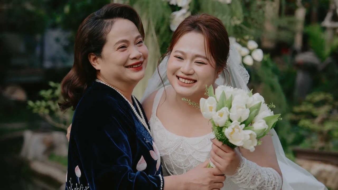 Có những câu chuyện tình yêu không cần quá nhiều lời, chỉ cần một ánh nhìn… là đủ để kể cả đờ