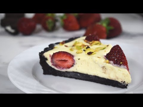 वीडियो: स्ट्रॉबेरी के साथ हॉट व्हाइट चॉकलेट