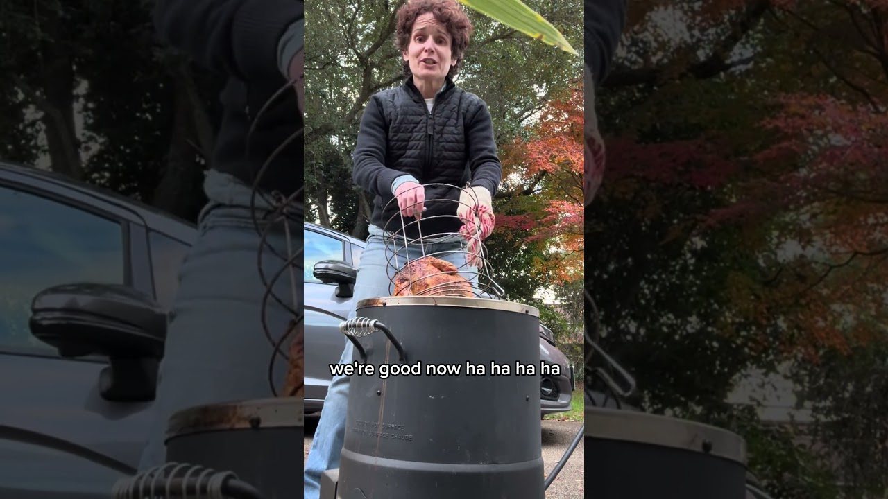 Behind the scenes on Thanksgiving: relationship with food. Enjoy the commentary