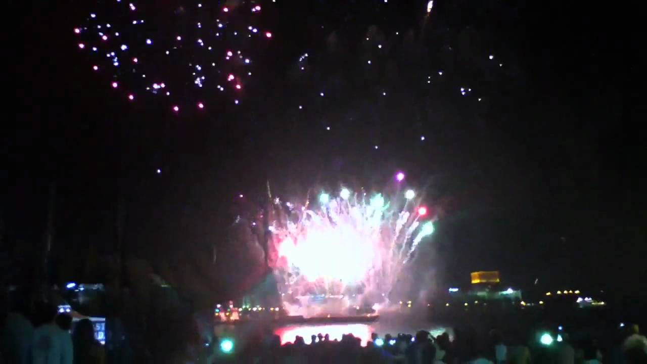 Penn's landing fireworks YouTube