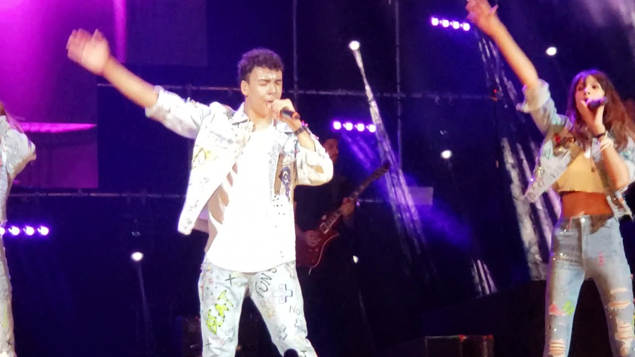 LEMONGRASS EN LA ARENA MONTERREY