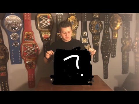 MYSTERY HOT TOPIC UNBOXING!!!