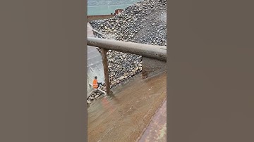 Barge unloading 4200 tons of pebbles - Smooth relaxing flow - Vlog of work on the barge