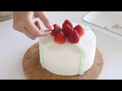 クリスマスに♡いちごとピスタチオのショートケーキ Strawberry & Pistachio Short Cake｜HidaMari Cooking