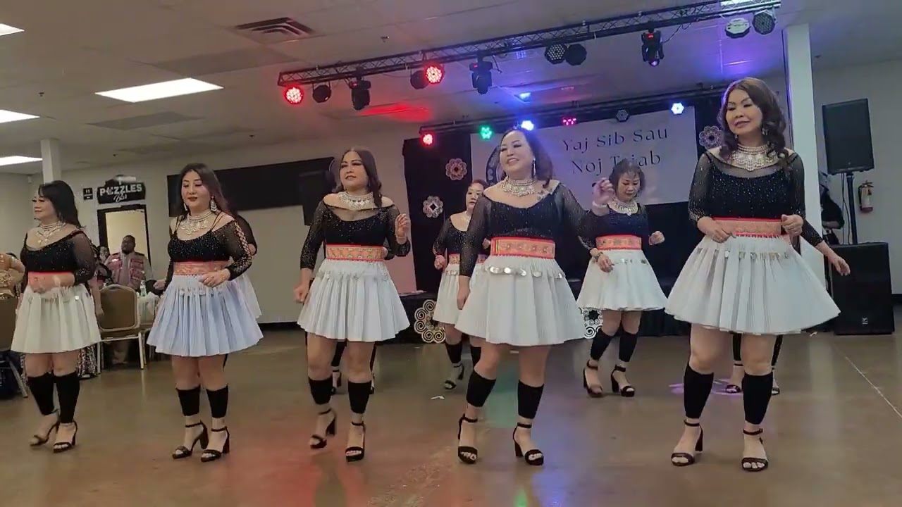 Niam tsev khoom siab noj peb caug 2025-2026 