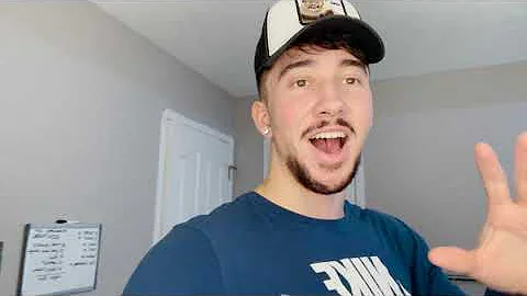 TikTok fitness influencer morning routine