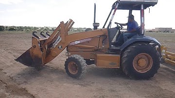 Case 570MXT 4X4 Skip Loader