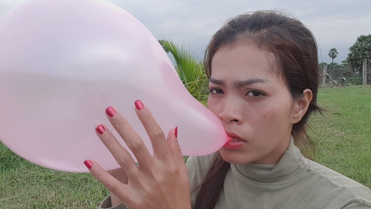 Outdoor Fun Balloon Blowing Learn colors by blowing balloons YouTube
