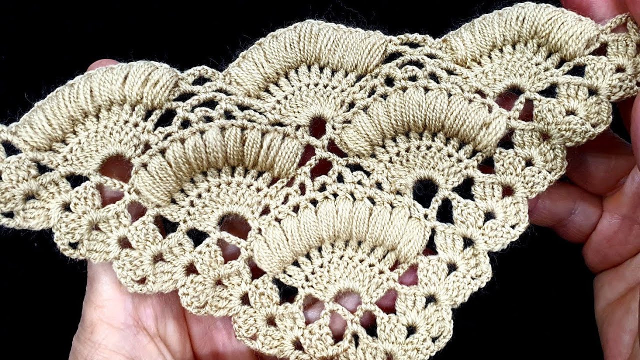 Crochet Shawl & how to Crochet Triangle Shawl & Easy Crochet Knitting Shawl Pattern For Beginners