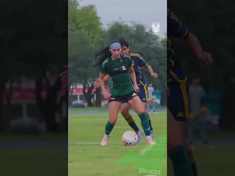 Women’s Football at Its Finest #sportinvest #football #womeninsports #beautifulgirl #mobygratis