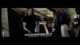 Смотреть клип Children Of Bodom - Sixpounder