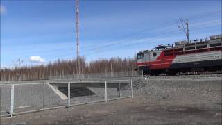 Freight train 3063 passes Ravirata removed level crossing
