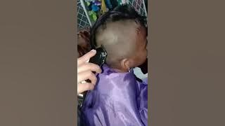 SATU KELUARGA MINTA DI CUKUR RAMBUTNYA