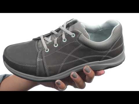 ahnu taraval walking shoe