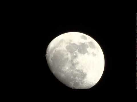 Sony Cyber-shot DSC-HX300 Moon Zoom 50X test