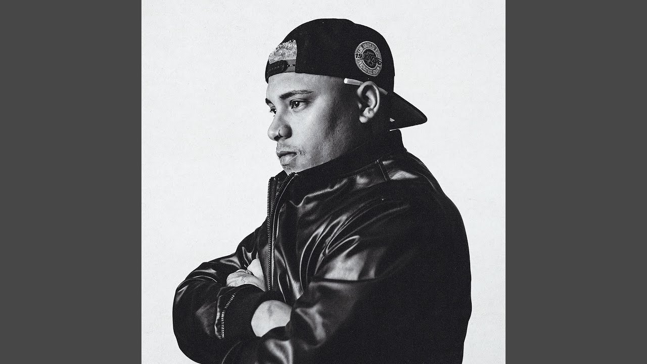 Watch A Noite on YouTube Watch A Noite on YouTube