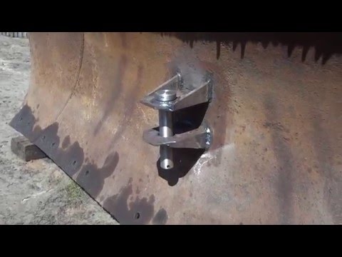 Самодельный отвал на ДТ-75 "Железный Феликс",готов.