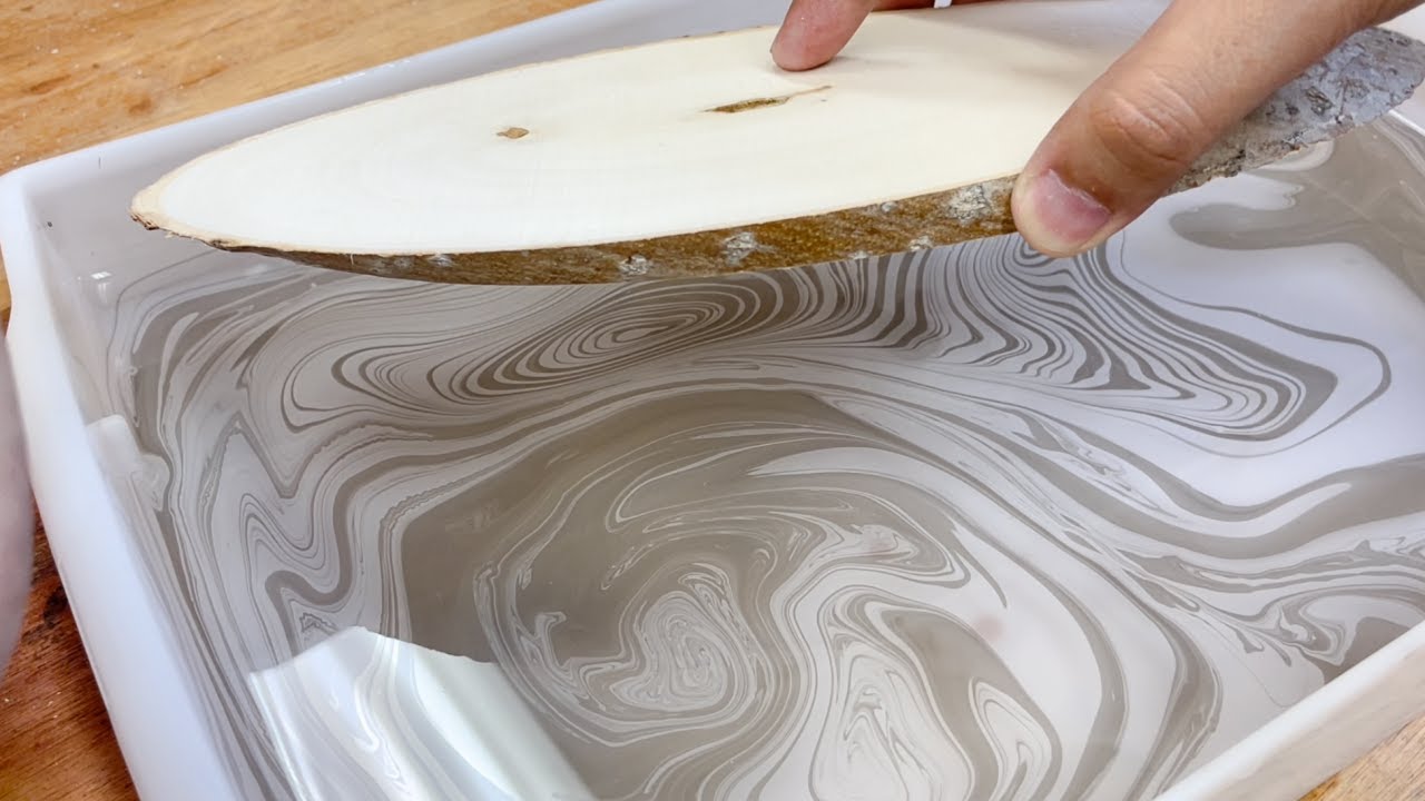 Было очень красиво, когда я копировал поток воды на дереве.