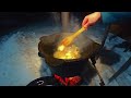 Утренняя проверка! Налим на тычки. Готовим налима в казане. С семьёй на даче.