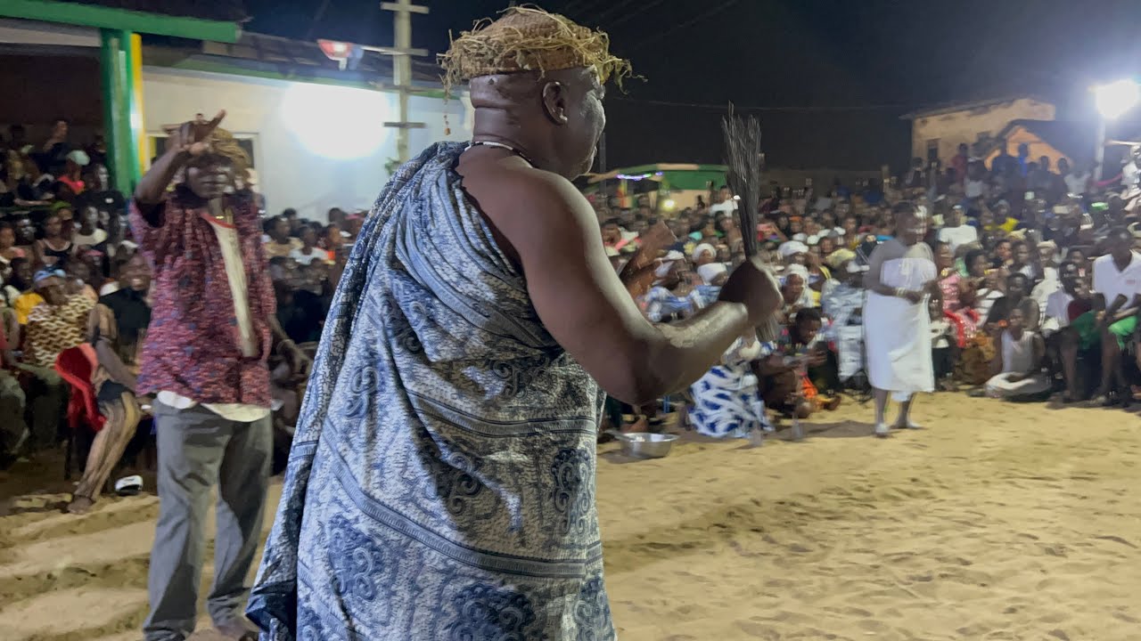 😂Nana Kodwo Conduah VI Dances at Edina Akoms Night 2025 | Edina Bakatue Festival | Day 1