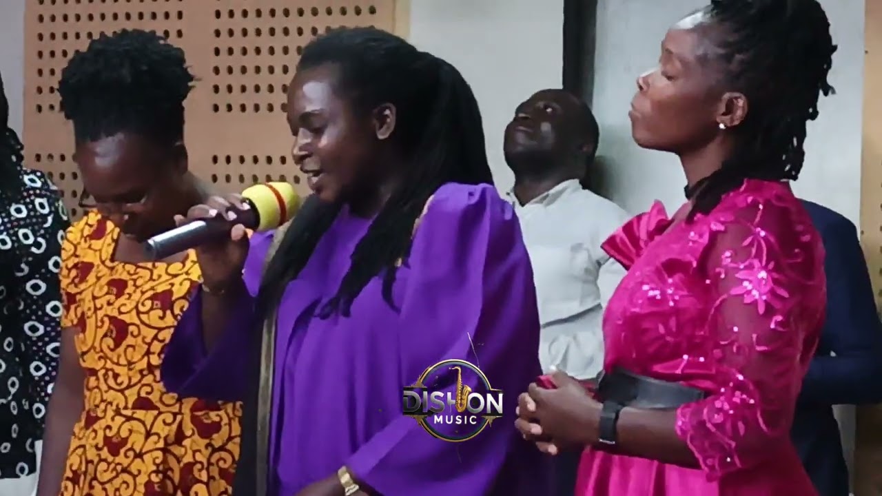 Royal Irene cake cutting 