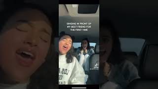 Her friends voice makes her turn to on 😍🥰