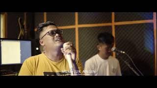 MEMELUK ANGIN - RAMA ERU & CHARLY | NADION & DIWAN #memelukangin #cover