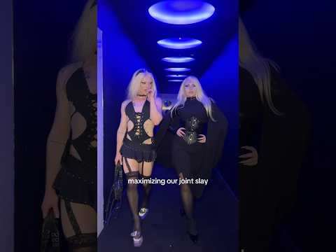 two platinum blondes walk into a bar… @BiminiBabes 🖤