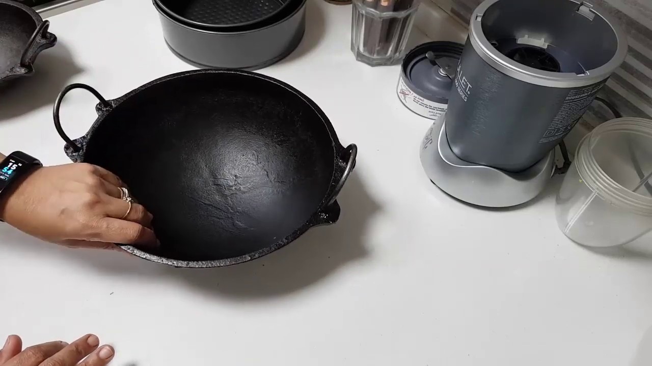 Unboxing of the Lodge Skillet & My Collections of the Cast Iron