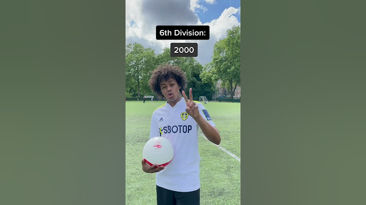How much football players in England make