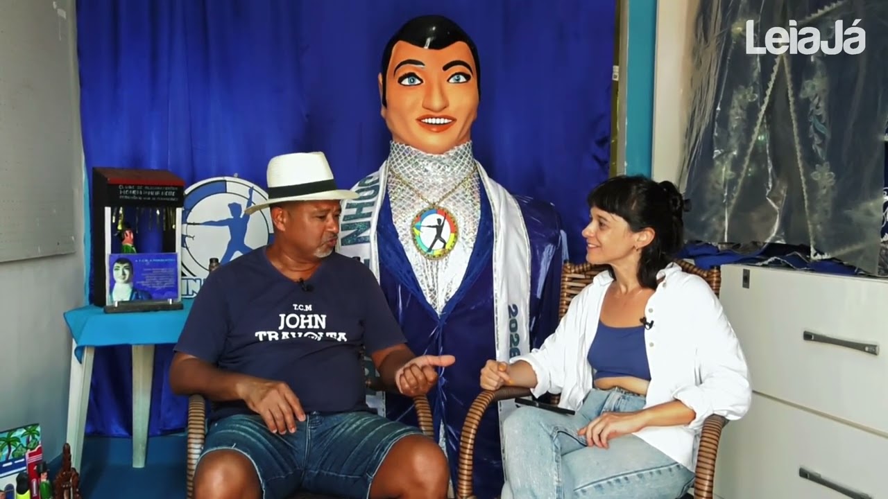 John Travolta é tradição que se renova desde 1979 no carnaval de Olinda