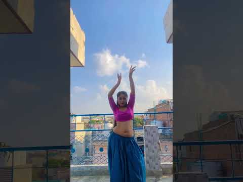 Indian belly dance । Laila mai laila by Juhi Sheikh | 2022 - YouTube