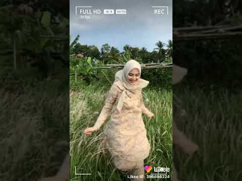 Vidio likee cewek hijab mantul