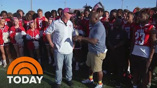 How Vero Beach High School Football Team Rallies Community