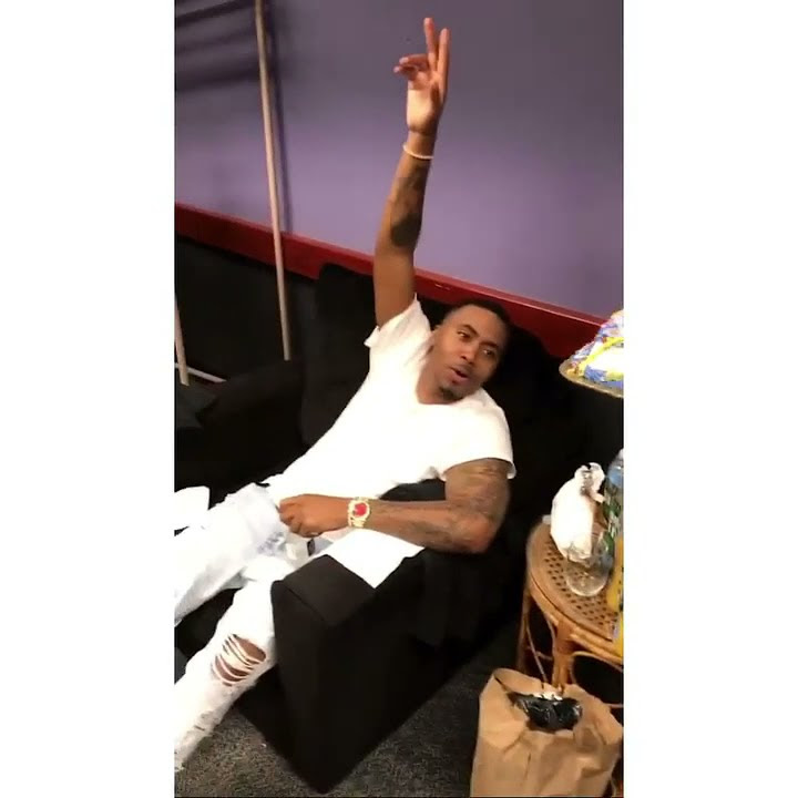 Nas Celebrates Birthday on Tour