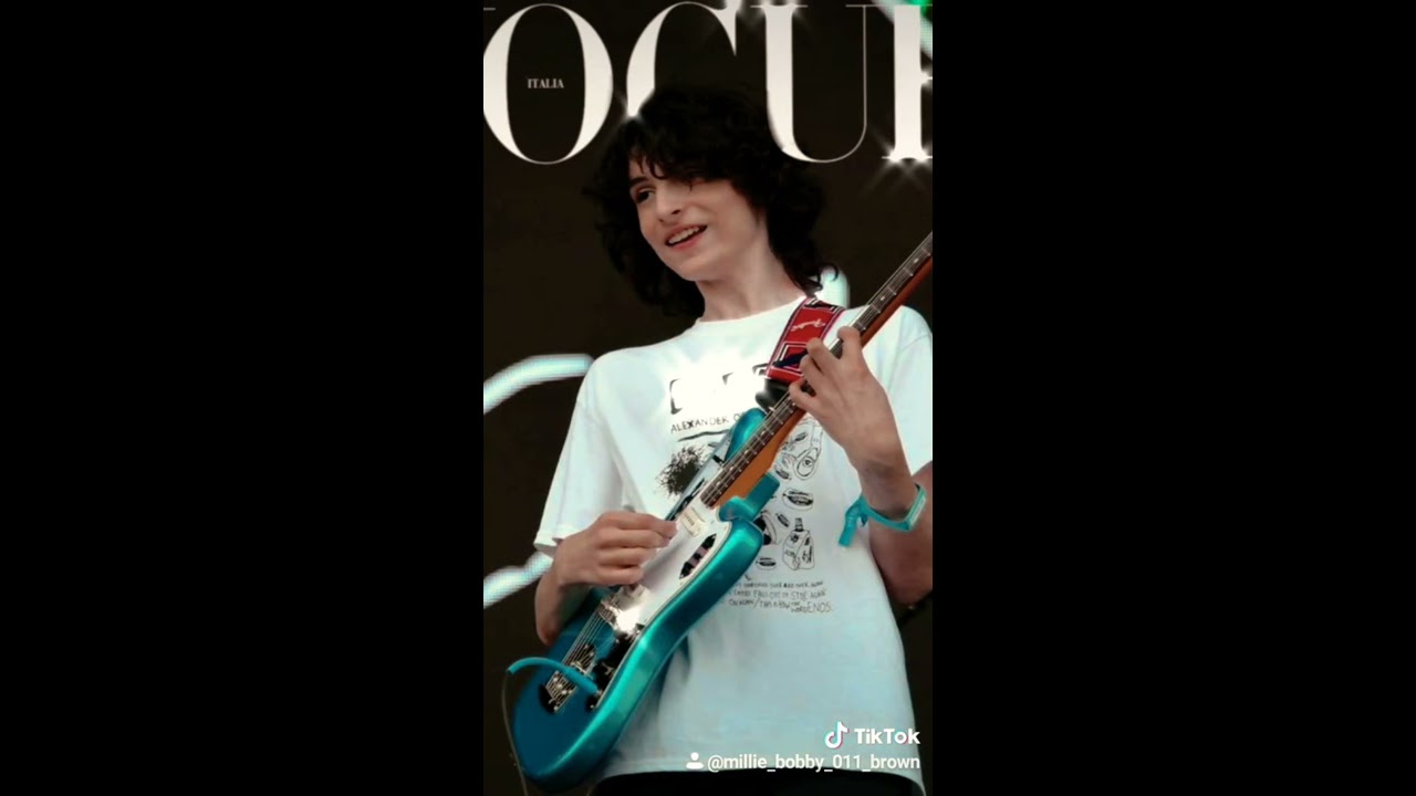 Finn Wolfhard VOGUE 🍦🤍 - YouTube