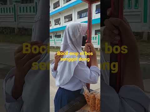 anak SMP ni boss senggol dong#shorts #viral #anaksekolah#jajanan#streetfood #batam