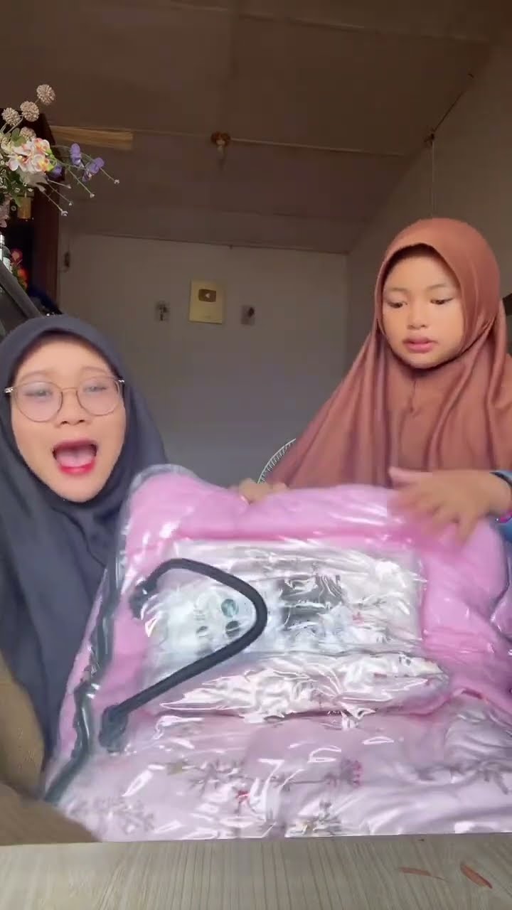 KIA PUNYA KAMAR BARU⁉️ AYO KITA BELIIN SPREI