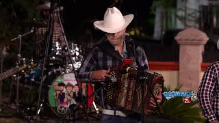 Video thumbnail of "Grupo Arriesgado - Los Largos Costilludos (En Vivo 2021)"